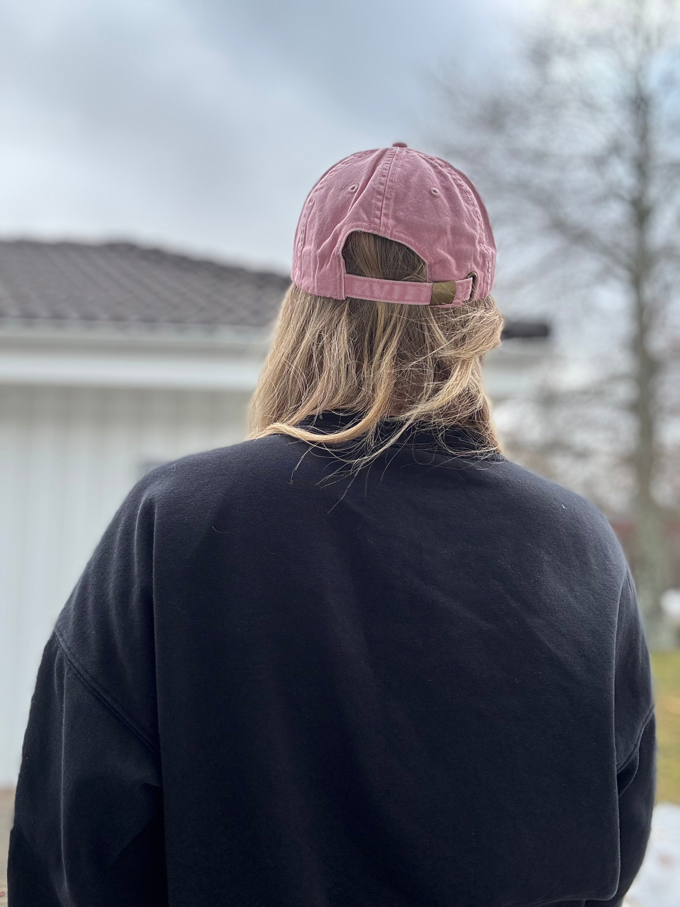 Keps "Future is female"