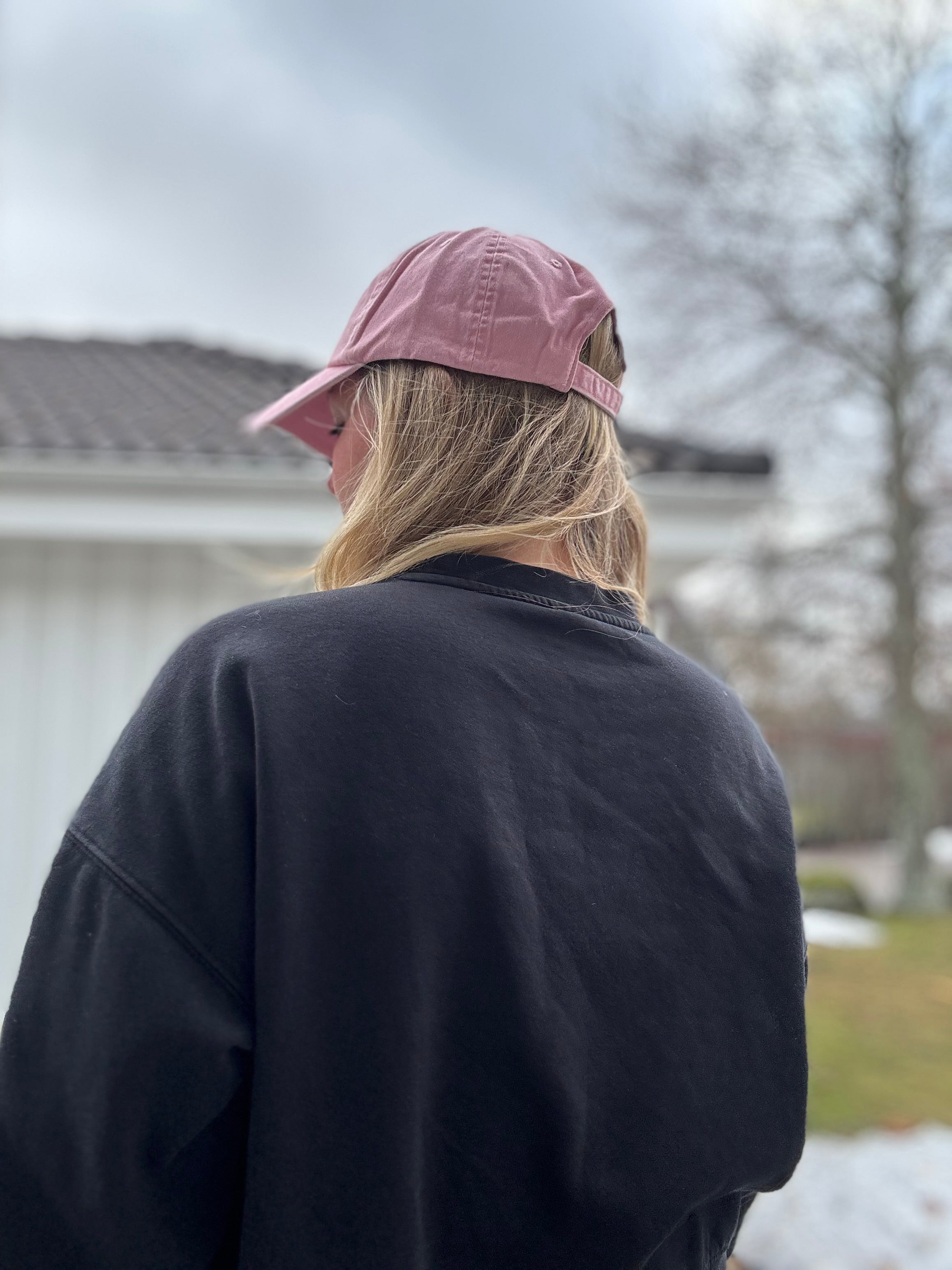 Keps "Future is female"