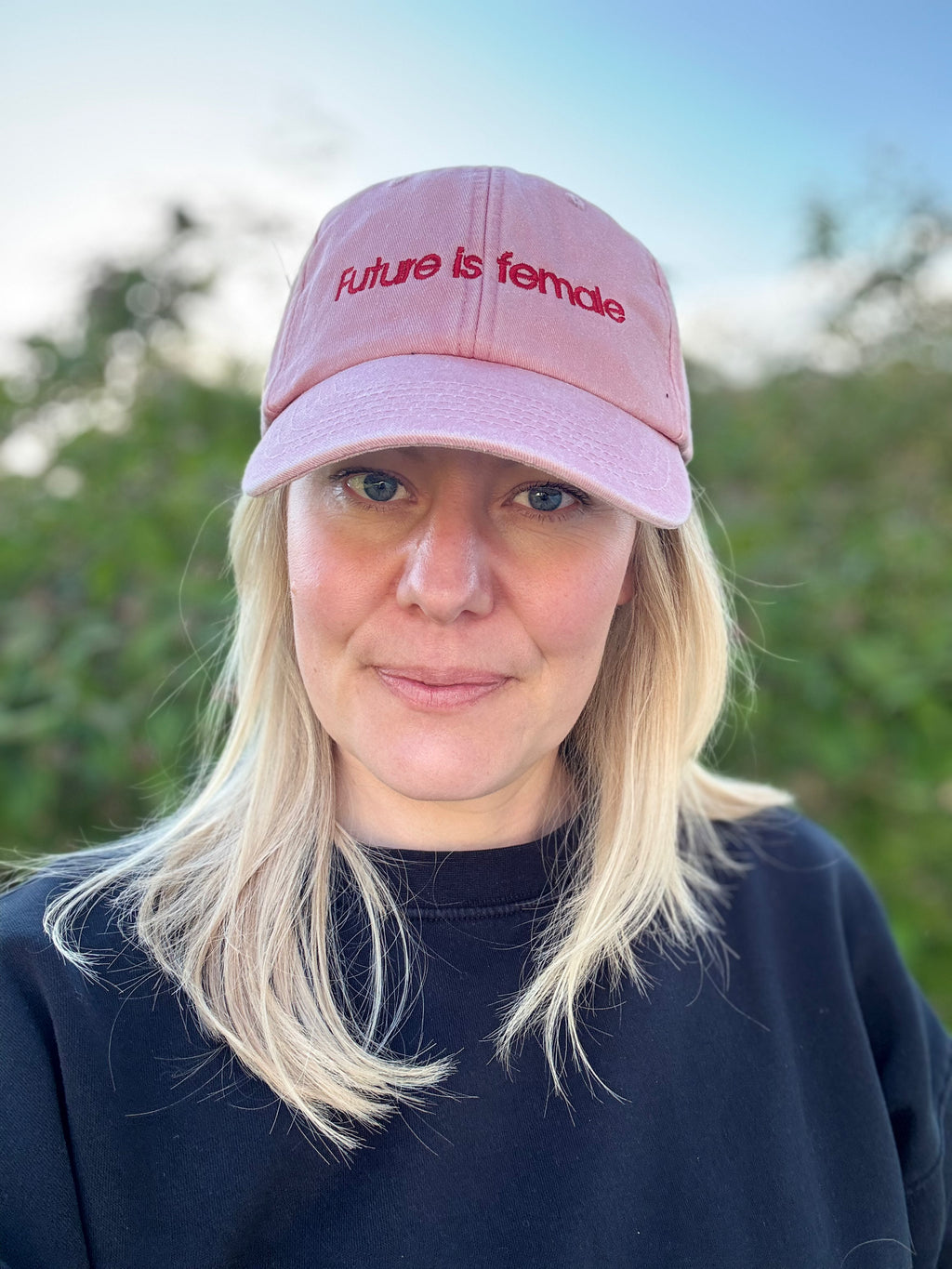 Keps "Future is female"