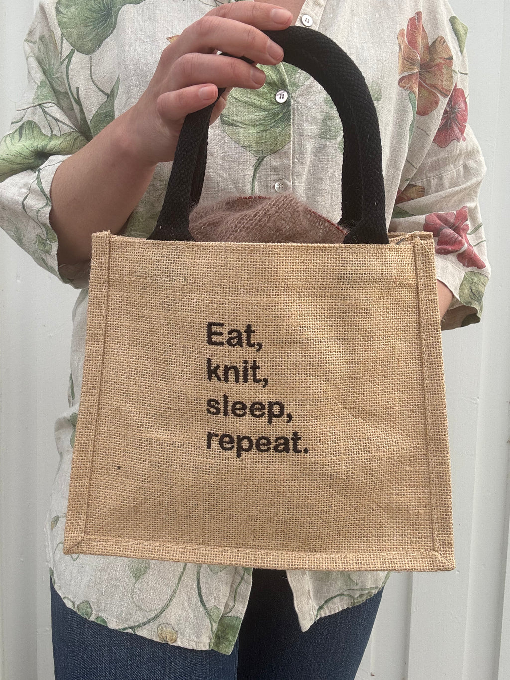 Väska, stor "Eat, knit, sleep, repeat."