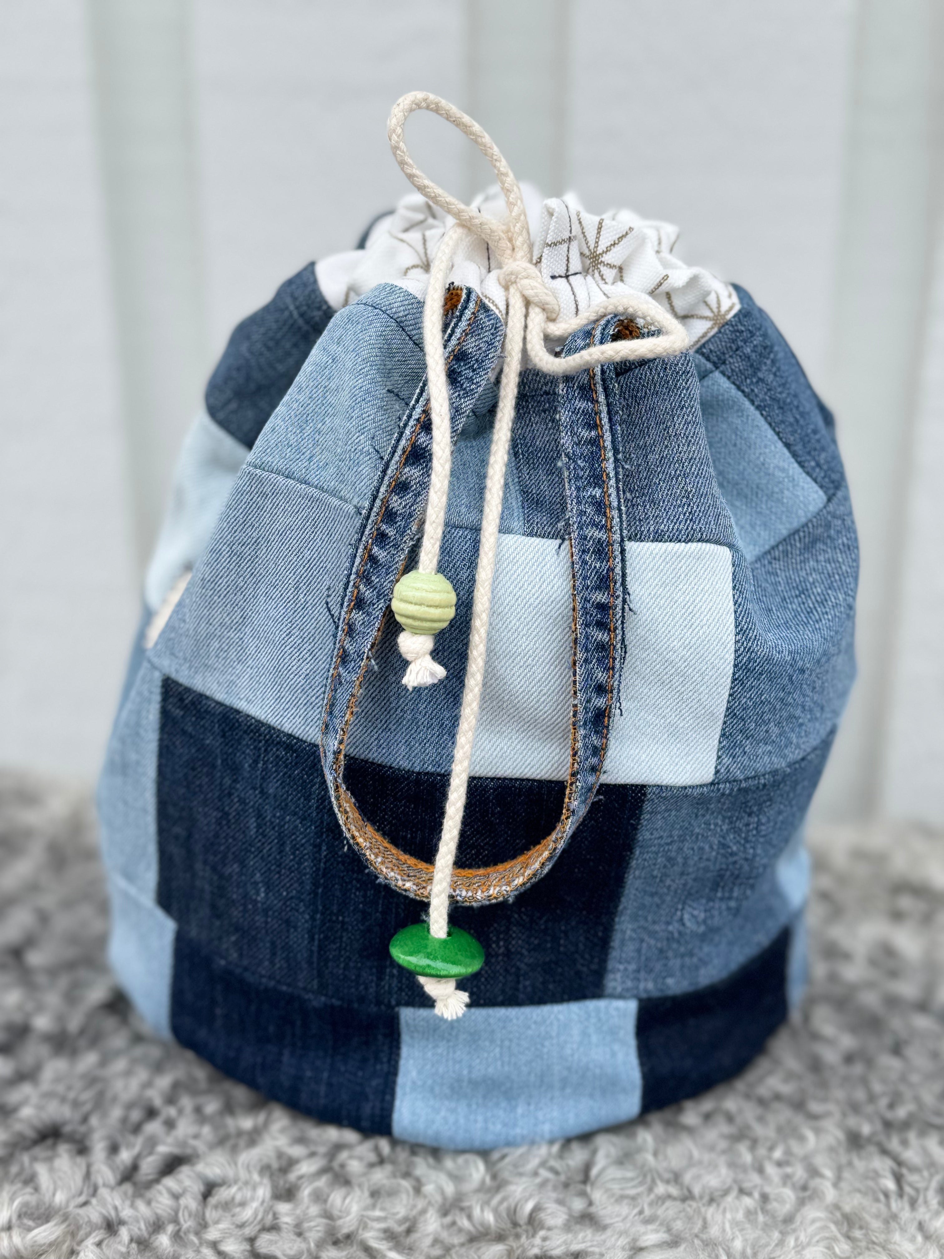 Projektpåse, stor, upcycled jeans, no 1