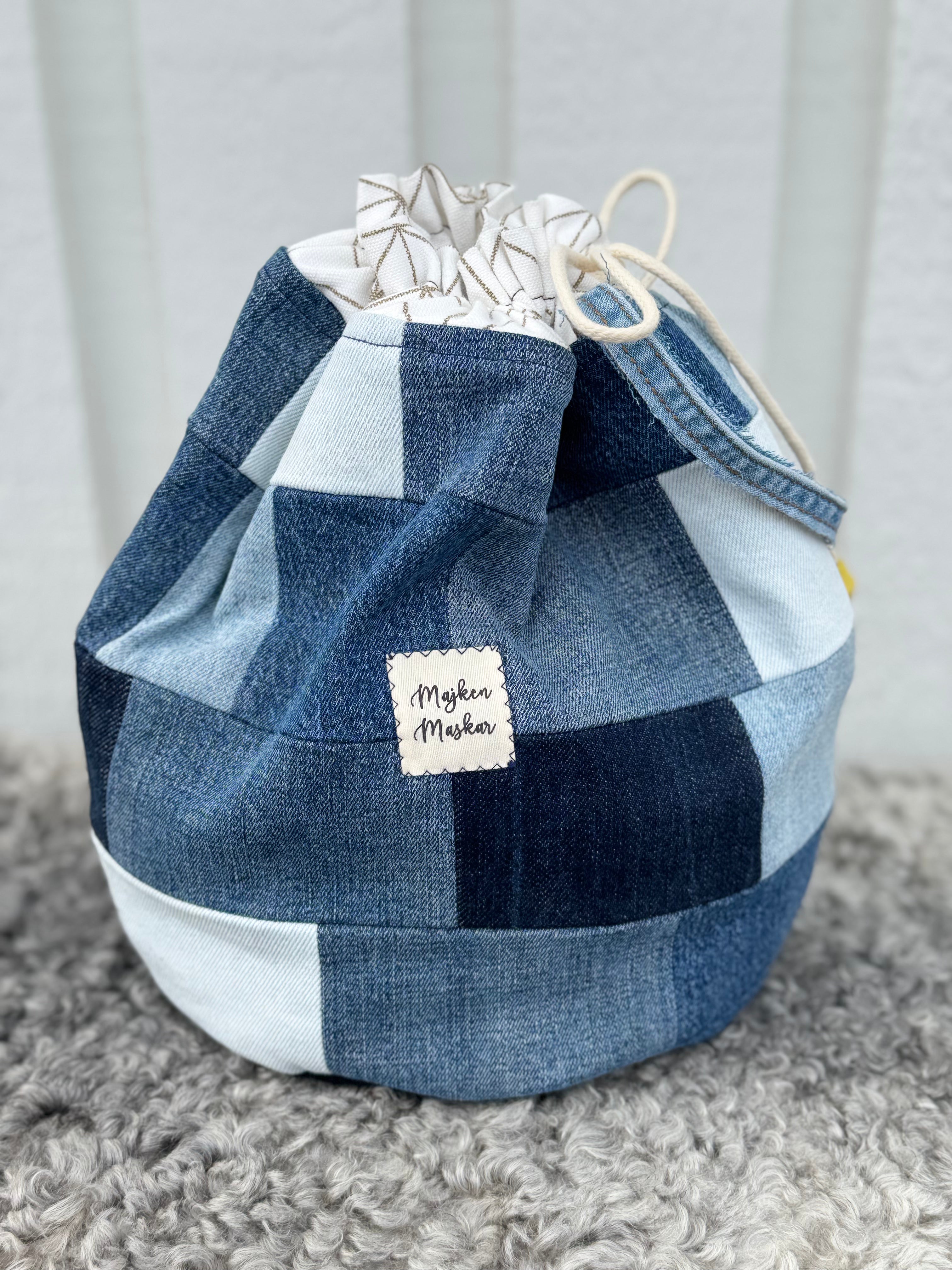 Projektpåse, stor, upcycled jeans, no 6